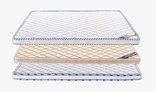 三张椰棕床垫免抠