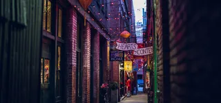 胡同里购物高清