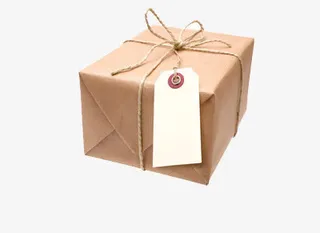 打包完整的包裹免抠