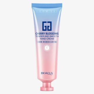 泊泉雅樱花香手霜产品实物免抠