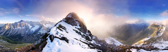 雪山夕阳海报背景高清