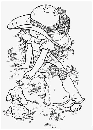 手绘可爱插图小女孩逗弄小狗玩免抠