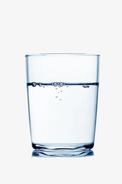 水杯里的纯水免抠
