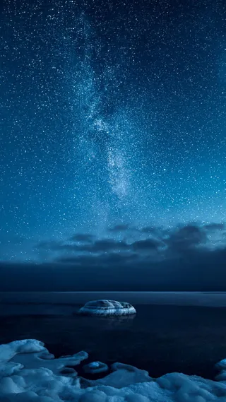 冰河地带的蓝色星空高清