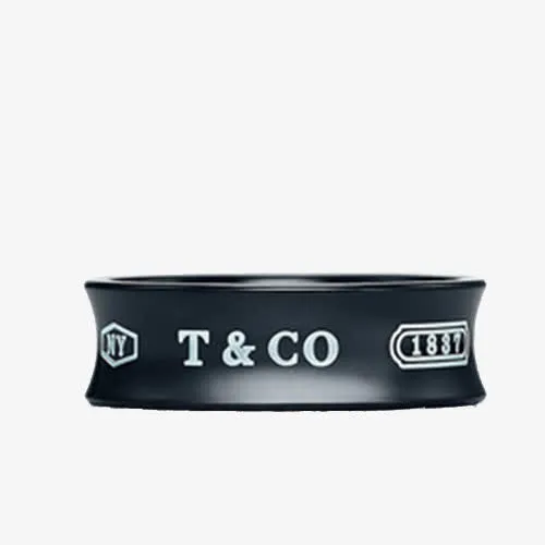 蒂芙尼钛合金黑底白戒指免抠