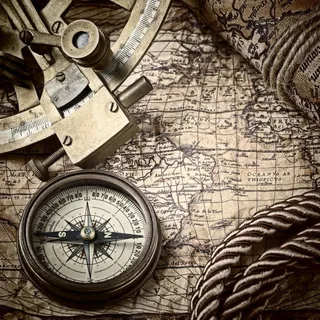 复古地图与指南针免抠