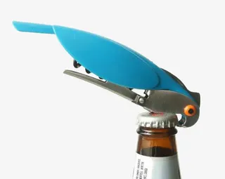 开啤酒中的开酒器免抠