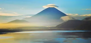 黄昏群山背景图高清