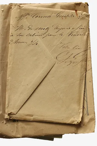 泛黄英文字迹信封免抠