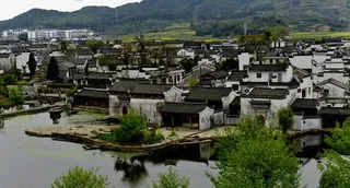 僻静的山村免抠