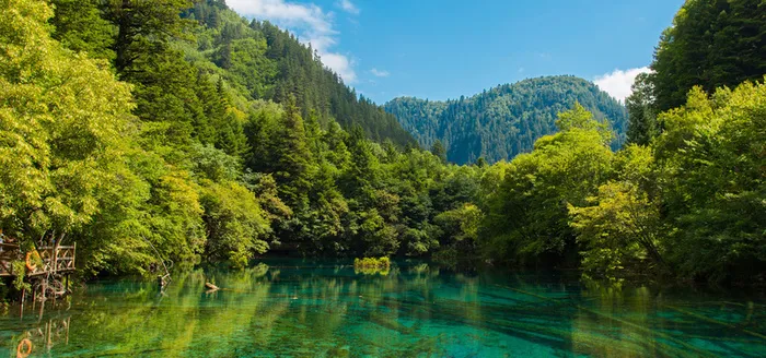 九寨沟背景图高清