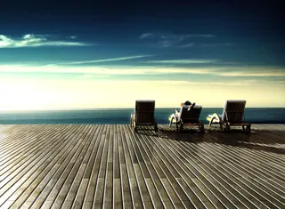 沙滩主题房地产广告免抠