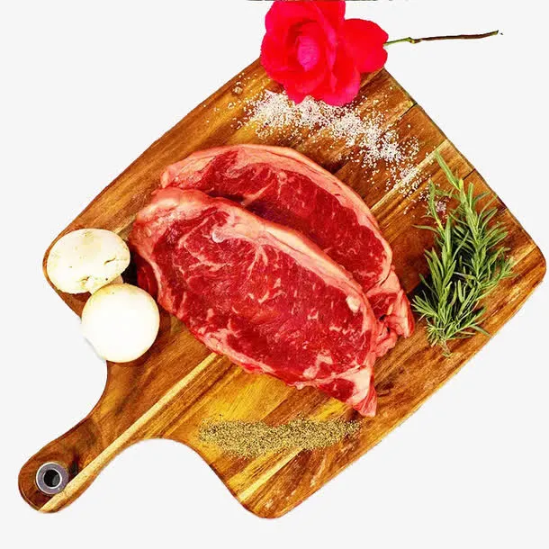 菜板上的牛肉免抠