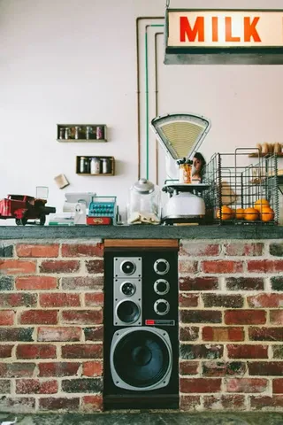 凌乱的厨房家居复古免抠