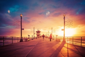 海边路灯夕阳紫色天空免抠背景卡通/手绘元素