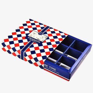 几何形彩色巧克力包装盒免抠