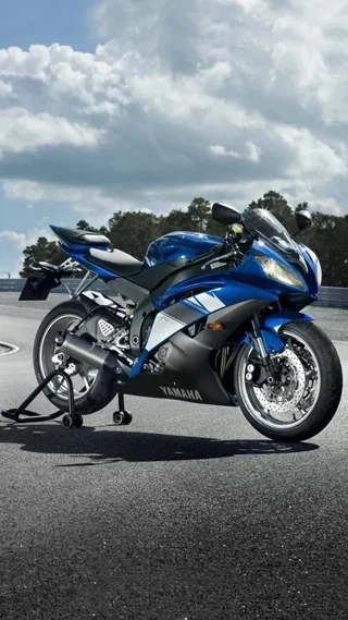 户外摩托车摄影H5背景高清