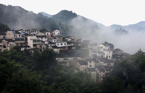 黄山脚下坡山古村免抠