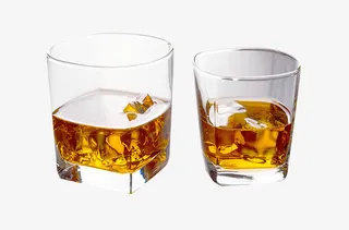 高档玻璃酒杯素材免抠