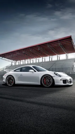 户外公路酷车摄影H5背景高清