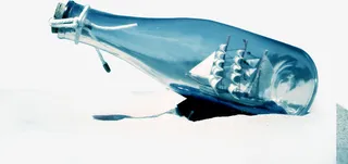 卡通瓶子沙滩漂流瓶免抠