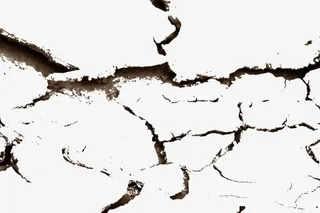 干旱开裂地面图片免抠