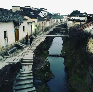 建设中的村落免抠