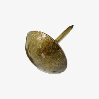 一个放着的图钉免抠