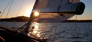 夕阳船帆海报背景高清