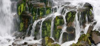 高山激流海报素材高清