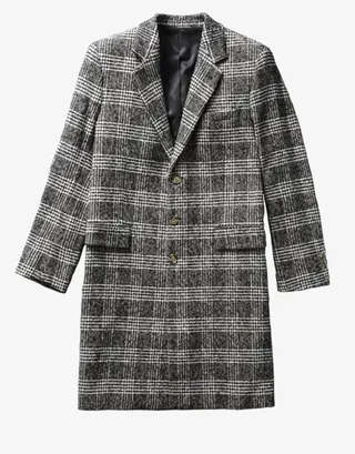 灰色女装保暖衣服大褂实物免抠