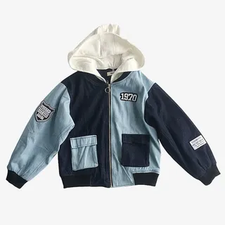 拼接牛仔外套免抠