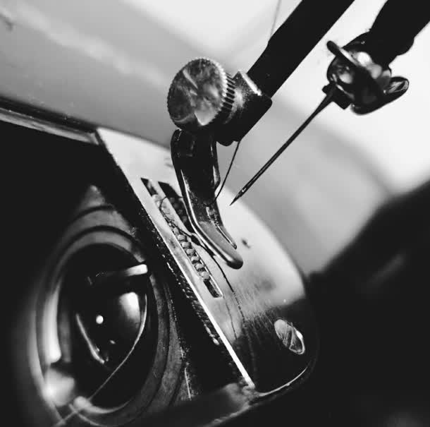 黑白缝纫机高清图免抠