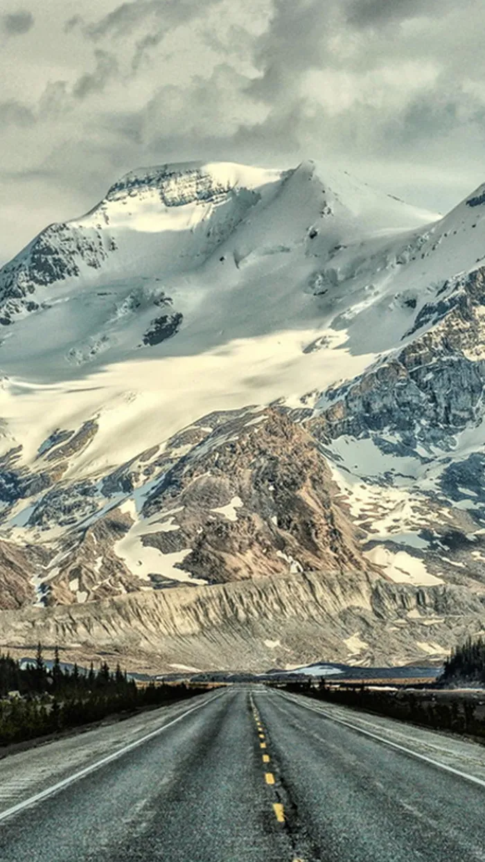 大气雪山公路H5背景高清