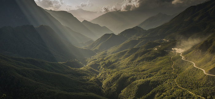 高山森林海报素材高清