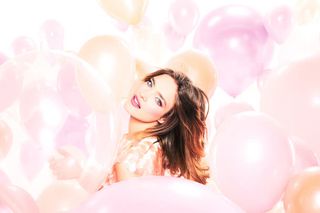 梦幻唯美时尚气球美女免抠