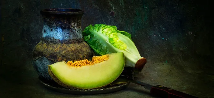 摄影灰色绿菜甜瓜背景高清