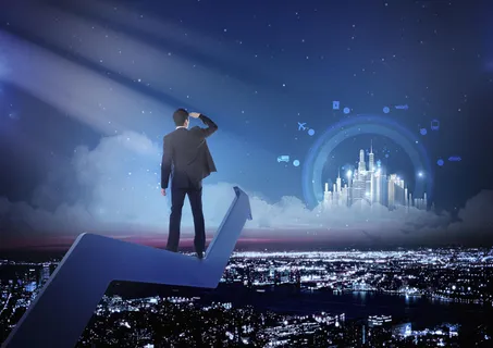 商务人士眺望商业平面广告高清