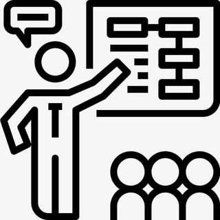 员工在上培训指导课免抠