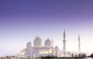 欧式建筑紫色宽屏免抠