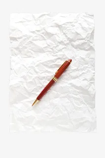 白色褶皱空白纸张免抠