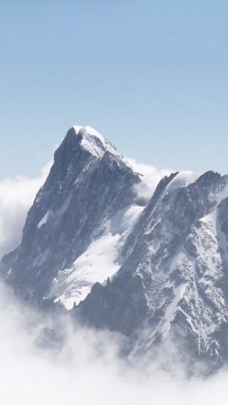 蓝天朦胧冰川手机端H5背景高清