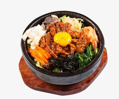 石锅里的泡菜烤肉饭免抠 石锅里的泡菜烤肉饭免抠