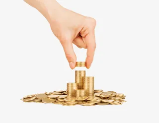 一堆散落金币免抠