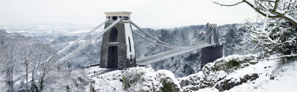 雪地森林吊桥岩石免抠