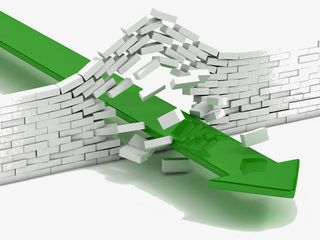 冲破砖墙的绿色箭头图片免抠