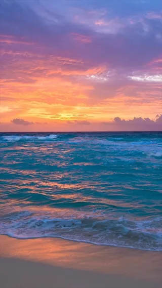 梦幻天空海滩H5背景高清