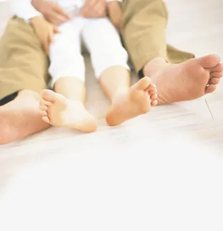 高清父亲节两父子脚丫免抠