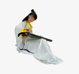 典雅温婉女子弹古筝免抠