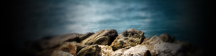 大气霸气男鞋促销石岩海边背景banner高清